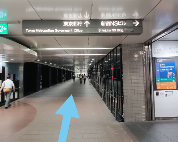 新宿南口からの道順5